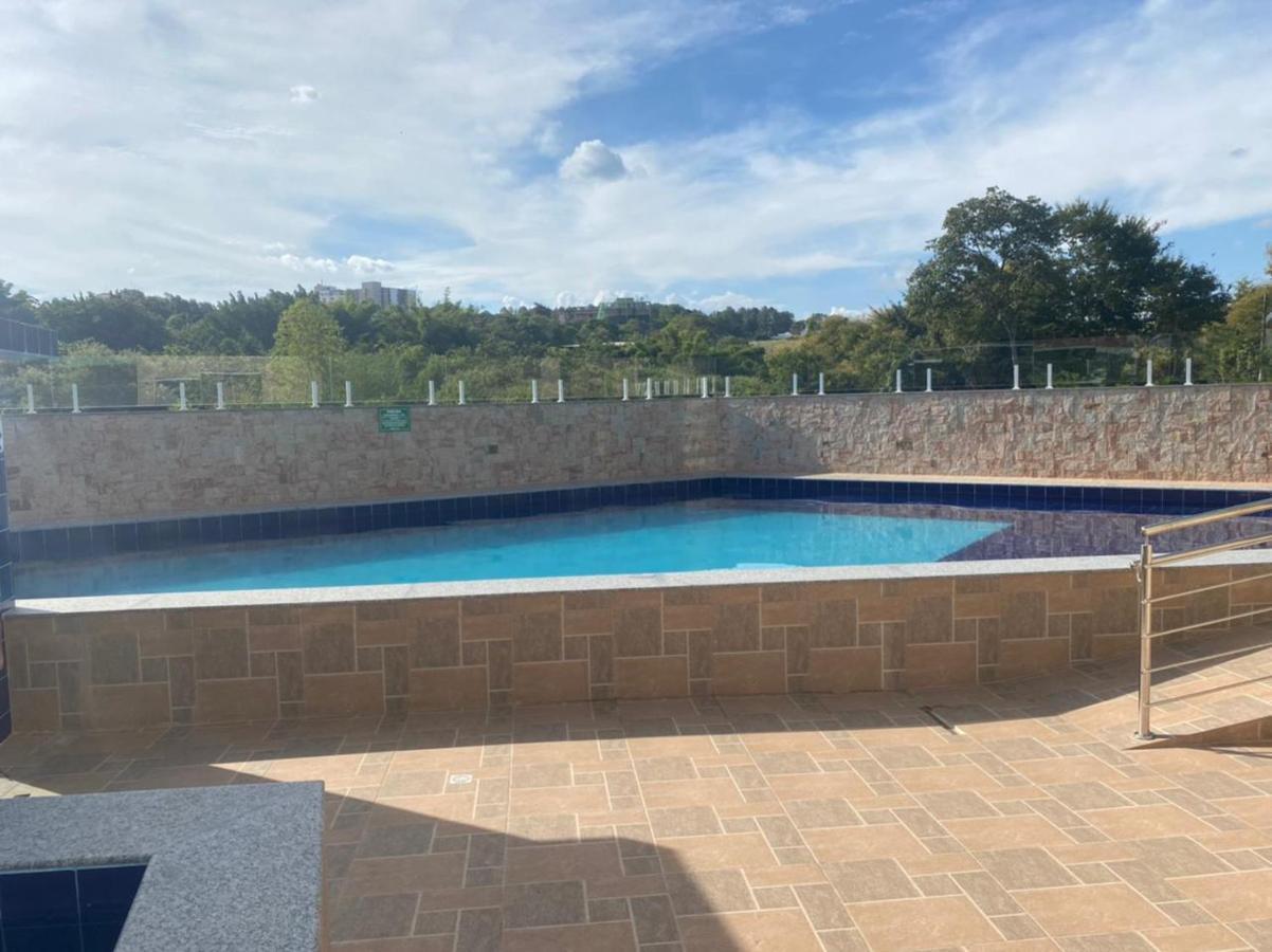 The Villeneuve Apartamento Caldas Novas Bagian luar foto